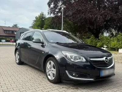 Gebraucht Opel Insignia Sport 170 PS (125 kW) 2015 Schwarz Kombi