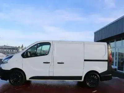 Gebraucht Renault Trafic Komfort 125 PS (91 kW) 2019 Weiss Van / Kleinbus