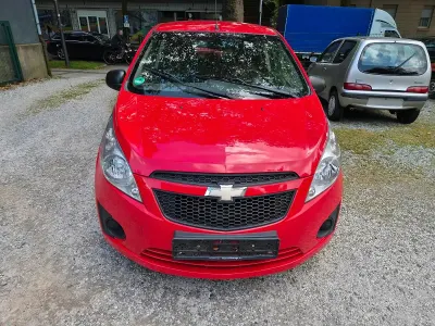 Gebraucht Chevrolet Spark 65 PS (47 kW) 2012 Rot Kleinwagen