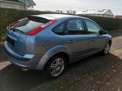 Gebraucht Ford Focus 101 PS (74 kW) 2005 Blau Limousine