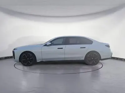 Nuova BMW 740 M Sport 299 CV (219 kW) 2025 Bianco Berlina