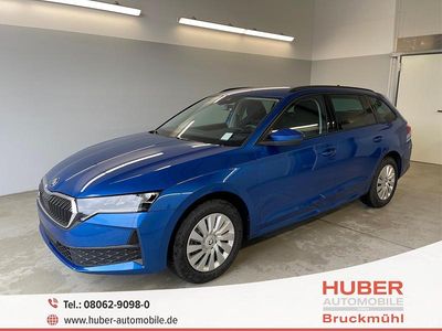 Neu Skoda Octavia Essence 150 PS (110 kW) 2025 [8x8x] race blue metallic Kombi