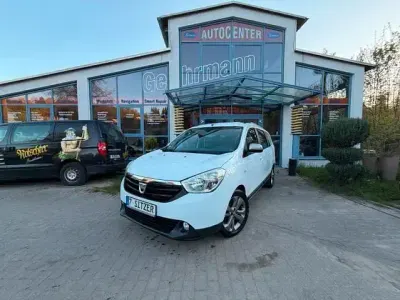 Gebraucht Dacia Lodgy 116 PS (85 kW) 2016 Weiß Van / Kleinbus