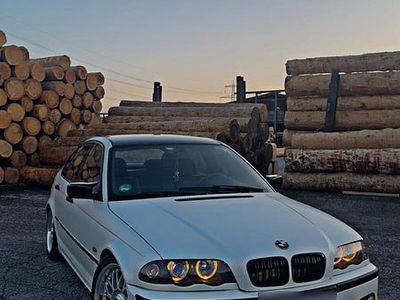 Usata BMW 320 136 CV (100 kW) 2000 Argento Berlina