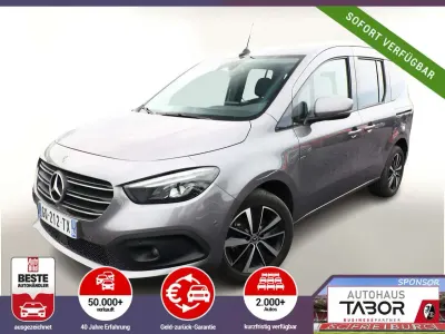Używany Mercedes 180 Progressive 131 KM (96 kW) 2023 Szary Sedan/Limuzyna