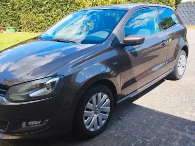 Gebraucht VW Polo 90 PS (66 kW) 2014 Braun Kleinwagen