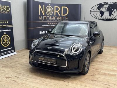 Gebraucht Mini Cooper 135 kW (184 PS) 2023 Midnight black ii (metallic) Kleinwagen