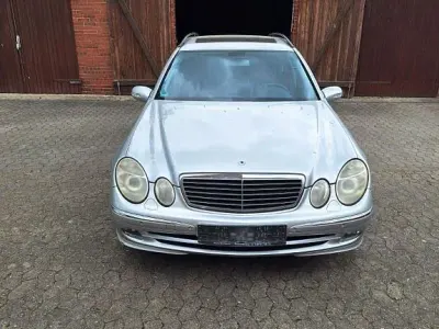 Gebraucht Mercedes 240 170 PS (125 kW) 2004 Silber Limousine
