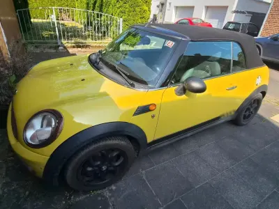 Gebraucht Mini One Cabriolet 98 PS (72 kW) 2010 Gelb Cabrio