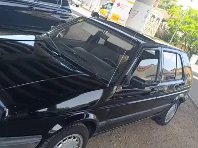 Gebraucht VW Golf III 90 PS (66 kW) 1992 Schwarz Kleinwagen