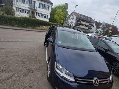 Second-hand VW Sharan Comfortline 140 CP (102 kW) 2011 Albastru Monovolum