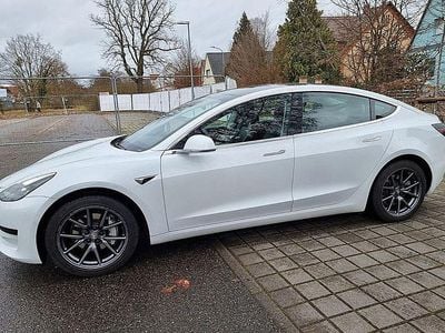 Gebraucht Tesla Model 3 Standard Range Plus 239 kW (325 PS) 2020 Weiß Limousine