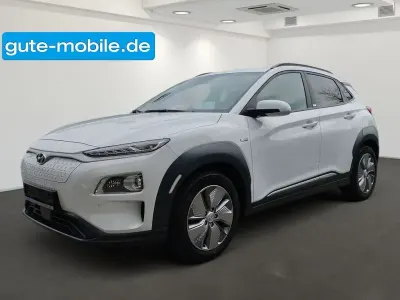 Gebraucht Hyundai Kona Style 150 kW (204 PS) 2021 Weiß SUV