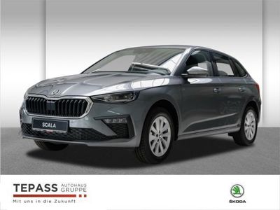 Grau Gebraucht 2024 Skoda Scala Selection Kleinwagen | 27.903 € (Teuer)