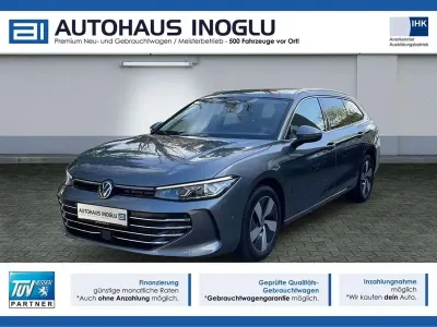 Gebraucht VW Passat Elegance 150 PS (110 kW) 2025 Grau Kombi