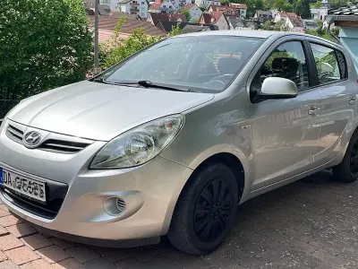 Brugt Hyundai i20 Edition+ 77 HK (56 kW) 2010 Sølv Hatchback
