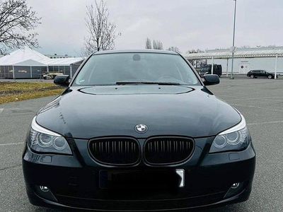 Gebraucht BMW 525 Lifestyle 218 PS (160 kW) 2009 Schwarz Limousine