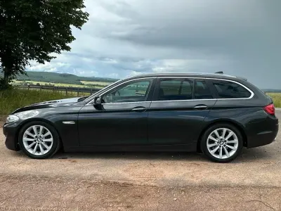 Gebraucht BMW 530 Sport Line 258 PS (189 kW) 2012 Kombi