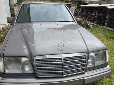 Brugt Mercedes E220 150 HK (110 kW) 1994 Grå Coupe