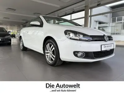 Gebraucht VW Golf Cabriolet Exclusive 105 PS (77 kW) 2012 Weiß Cabrio