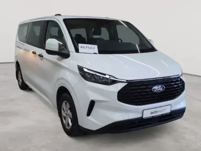 Gebraucht Ford Tourneo Trend 136 PS (100 kW) 2024 Frozen white Van / Kleinbus