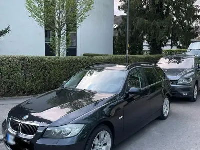 Gebraucht BMW 318 143 PS (105 kW) 2008 Schwarz Kombi