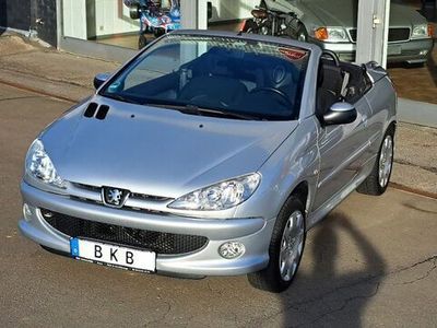 gebraucht Peugeot 206 CC 2. Hand wenig KM HU/AU/Insp bei Kauf neu