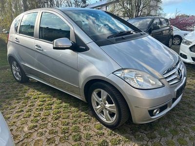 Second-hand Mercedes A160 Elegance 95 CP (69 kW) 2010 Argintiu Monovolum
