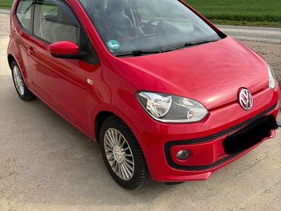 Occasion VW up! high up! 75 PK (55 kW) 2012 Rood Hatchback