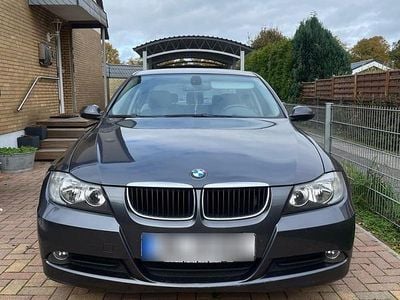 Second-hand BMW 318 150 CP (110 kW) 2006 Gri Berlinǎ