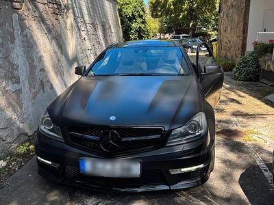 Mercedes C63 AMG