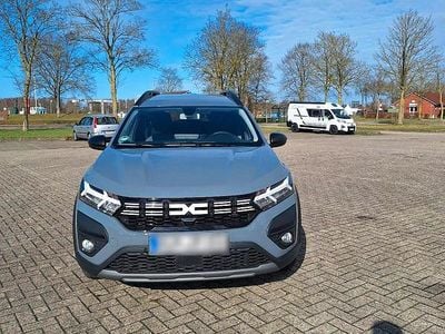 Usata Dacia Jogger 103 CV (75 kW) 2023 Grigio Monovolume