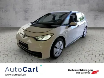 Gebraucht VW ID.3 Life 150 kW (204 PS) 2020 Gletscherweiß metallic schwar Kleinwagen