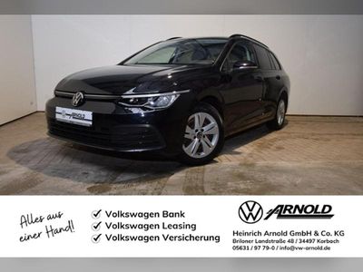 Gebraucht VW Golf VIII Life 150 PS (110 kW) 2023 Deep black perleffekt Kombi
