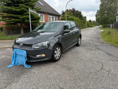 Gebraucht VW Polo 90 PS (66 kW) 2015 Grau Limousine