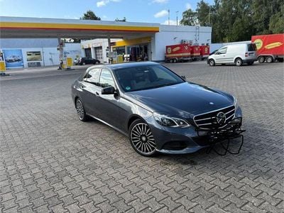Mercedes E220