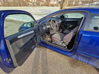 Gebraucht Opel Antara 105 PS (77 kW) 2005