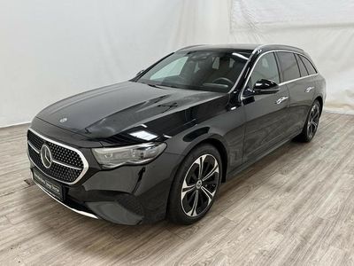 Schwarz Gebraucht 2024 Mercedes E300 Avantgarde Limousine | 50.929 € (Guter Preis)