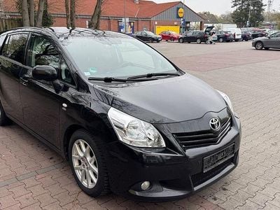 Gebraucht Toyota Verso Executive 177 PS (130 kW) 2010 Schwarz Van / Kleinbus