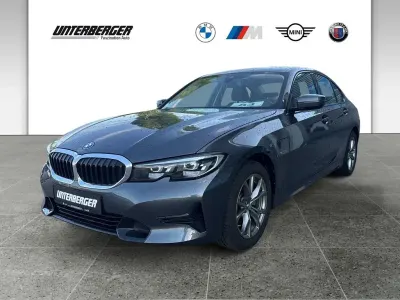 Gebraucht BMW 320 Sport Line 204 PS (150 kW) 2022 Grau Limousine