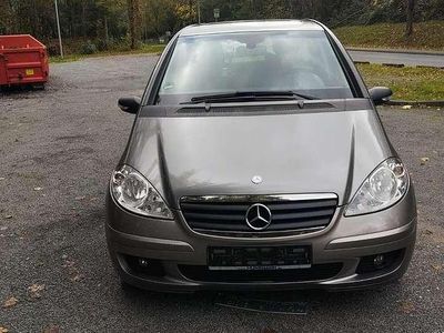 Gebraucht Mercedes A180 Elegance 109 PS (80 kW) 2007 Grau Limousine