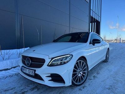 Gebraucht Mercedes C300 AMG 258 PS (189 kW) 2019 Weiß Coupé