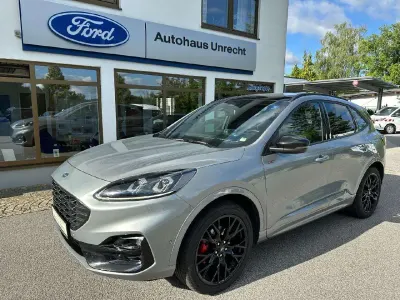 Gebraucht Ford Kuga ST-Line X 190 PS (139 kW) 2023 Solarsilbermetallic SUV