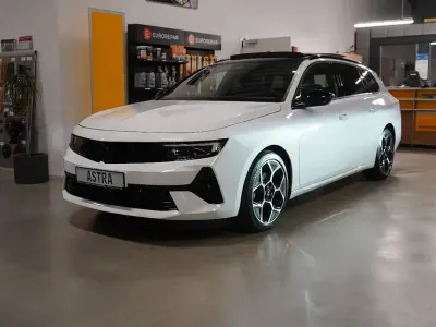 Gebraucht Opel Astra Ultimate 131 PS (96 kW) 2024 Weiß Kombi