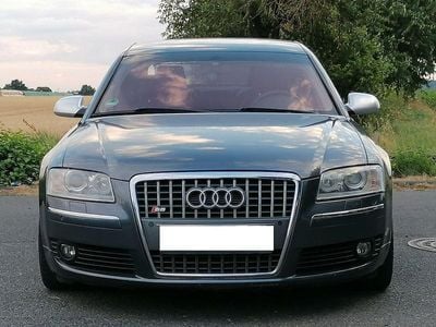 Audi A8L