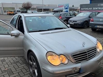 Mercedes C180