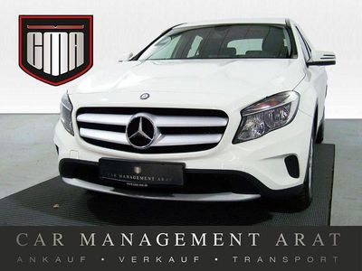Usata Mercedes GLA200 156 CV (114 kW) 2014 Bianco SUV