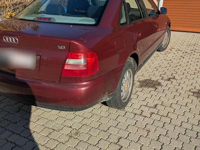 Gebraucht Audi A4 125 PS (91 kW) 1998 Rot Limousine