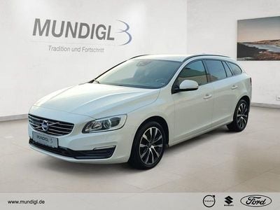 Gebraucht Volvo V60 Linje Svart 190 PS (139 kW) 2017 Weiss Kombi