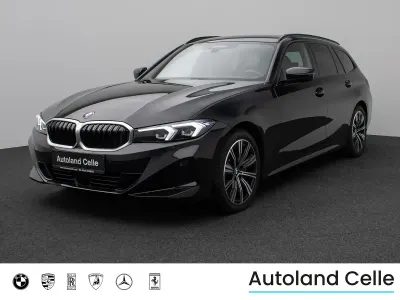 Używany BMW 330 Sport Line 245 KM (180 kW) 2023 Czarny Sedan/Limuzyna
